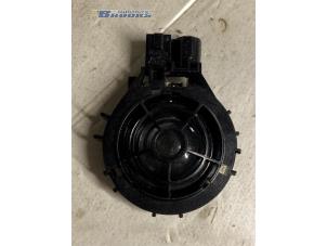 Gebruikte Speaker Audi E-tron (GEN) 55 quattro Prijs € 10,00 Margeregeling aangeboden door Autobedrijf Brooks