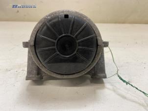 Gebruikte Motorrubber Audi A4 Avant (B8) 2.0 TDI 16V Prijs € 50,00 Margeregeling aangeboden door Autobedrijf Brooks