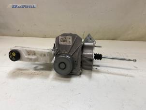 Gebruikte Rembooster Audi Q4 (F4B) 35 e-tron Prijs € 600,00 Margeregeling aangeboden door Autobedrijf Brooks