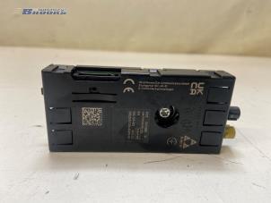 Gebruikte Antenne Versterker BMW i4 (G26) eDrive40 84 kWh Prijs € 50,00 Margeregeling aangeboden door Autobedrijf Brooks