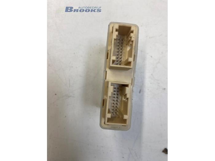 PDC Module van een BMW i4 (G26) eDrive40 84 kWh 2022