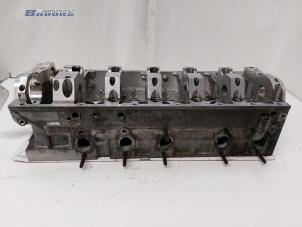 Gebruikte Cilinderkop Volkswagen Transporter T5 2.5 TDi 4Motion Prijs € 700,00 Margeregeling aangeboden door Autobedrijf Brooks