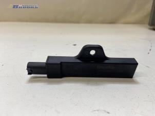 Gebruikte Keyless entry antenne BMW i4 (G26) eDrive40 84 kWh Prijs € 25,00 Margeregeling aangeboden door Autobedrijf Brooks