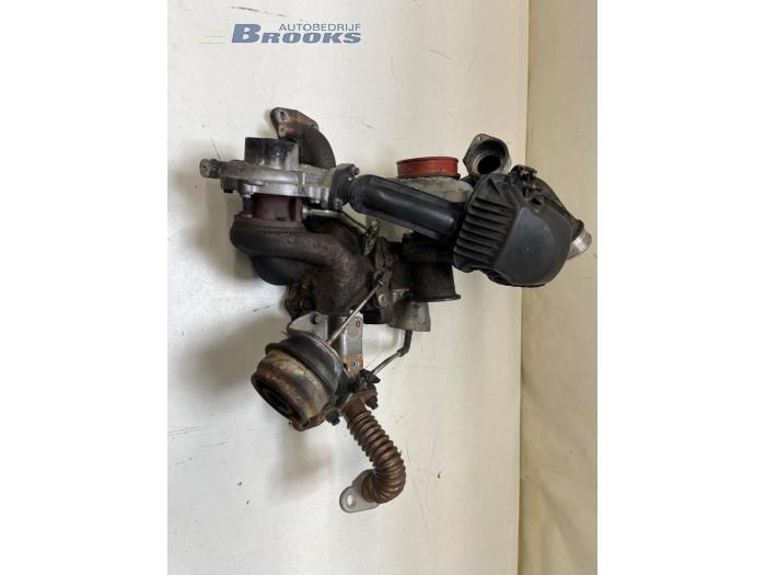 Gebruikte G-lader Volvo XC60 I (DZ) 2.4 D5 20V AWD Geartronic Prijs € 250,00 Margeregeling aangeboden door Autobedrijf Brooks