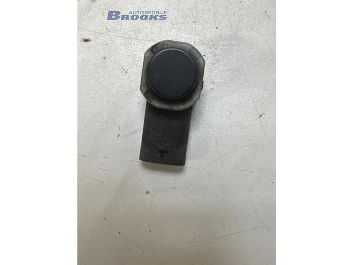 Gebruikte Sensor PDC Volvo V40 (MV) 2.0 D2 16V Prijs € 10,00 Margeregeling aangeboden door Autobedrijf Brooks