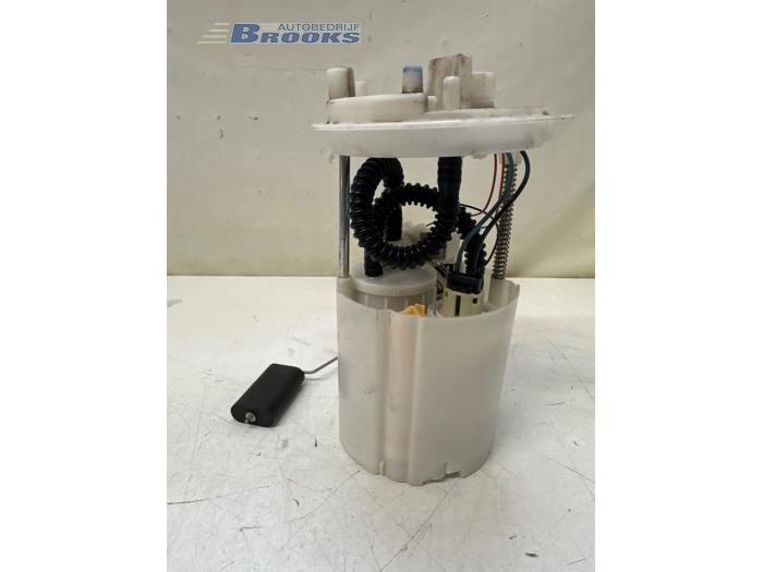 Gebruikte Tank element Pomp Fiat Punto Evo (199) 1.4 Prijs € 20,00 Margeregeling aangeboden door Autobedrijf Brooks