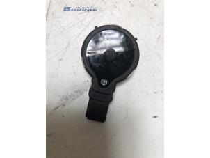 Gebruikte Sensor regen Volvo V40 (MV) 2.0 D2 16V Prijs € 15,00 Margeregeling aangeboden door Autobedrijf Brooks