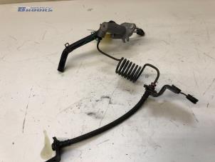 Gebruikte Koppeling Hulp Cilinder Kia Soul I (AM) 1.6 CVVT 16V Prijs € 20,00 Margeregeling aangeboden door Autobedrijf Brooks