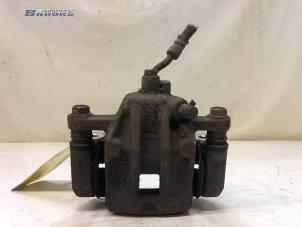 Gebruikte Remklauw (Tang) rechts-achter Kia Soul I (AM) 1.6 CVVT 16V Prijs € 25,00 Margeregeling aangeboden door Autobedrijf Brooks