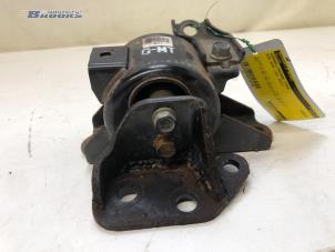 Gebruikte Versnellingsbak Steun Kia Soul I (AM) 1.6 CVVT 16V Prijs € 30,00 Margeregeling aangeboden door Autobedrijf Brooks