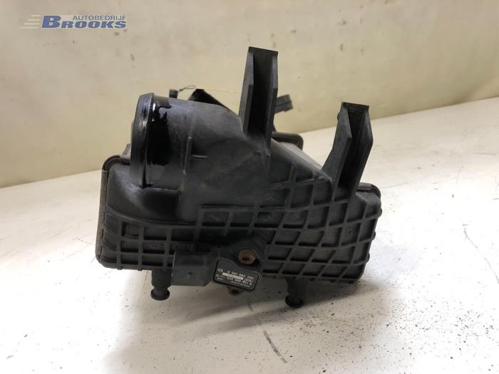 Intercooler van een Audi A4 Avant (B6) 2.5 TDI 24V 2005