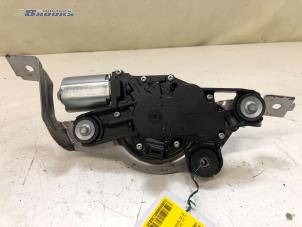 Gebruikte Ruitenwissermotor achter Ford Fiesta 6 (JA8) 1.4 16V Prijs € 10,00 Margeregeling aangeboden door Autobedrijf Brooks