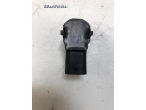 Gebruikte PDC Sensor Volkswagen Polo V (6R) 1.2 12V BlueMotion Technology Prijs € 10,00 Margeregeling aangeboden door Autobedrijf Brooks