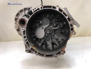 Gebruikte Versnellingsbak Ford Transit Custom 2.0 TDCi 16V Eco Blue 130 Prijs € 2.000,00 Margeregeling aangeboden door Autobedrijf Brooks