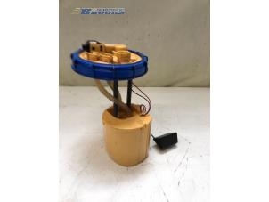 Gebruikte Tankvlotter Toyota Verso 2.2 16V D-CAT Prijs € 35,00 Margeregeling aangeboden door Autobedrijf Brooks