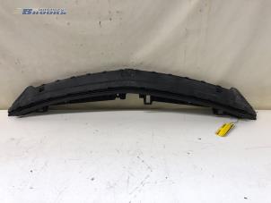 Gebruikte Voorfront Mercedes A (W176) 1.6 A-180 16V Prijs € 25,00 Margeregeling aangeboden door Autobedrijf Brooks