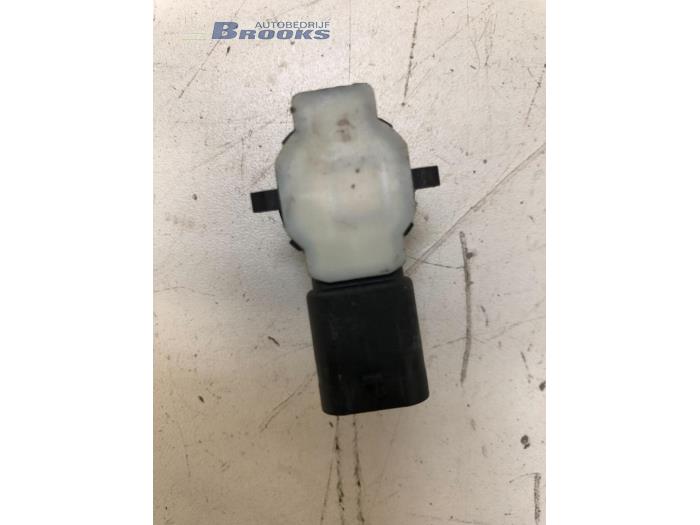 PDC Sensor van een Mercedes-Benz A (W176) 1.6 A-180 16V 2014