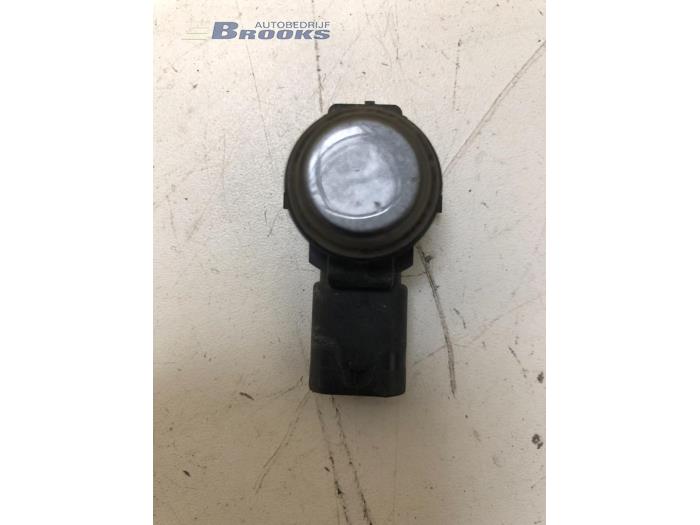 PDC Sensor van een Mercedes-Benz A (W176) 1.6 A-180 16V 2014