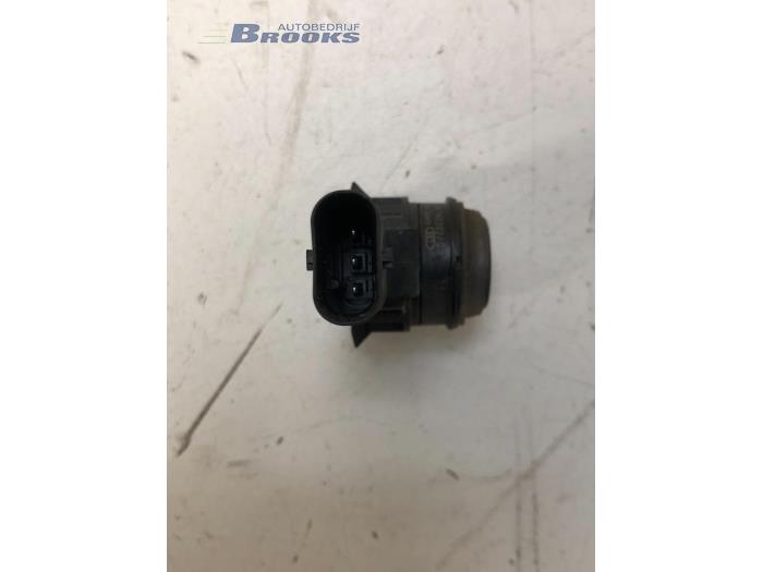 PDC Sensor van een Mercedes-Benz A (W176) 1.6 A-180 16V 2014