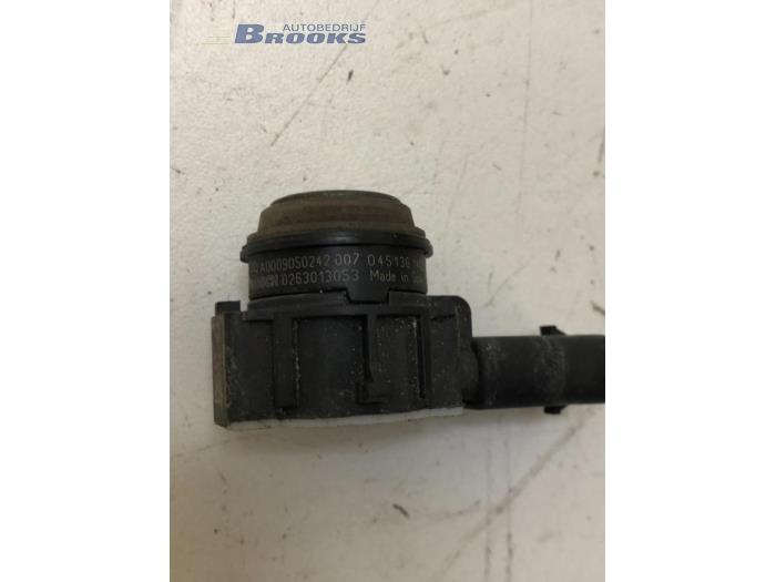 PDC Sensor van een Mercedes-Benz A (W176) 1.6 A-180 16V 2014