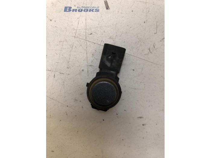 PDC Sensor van een Mercedes-Benz A (W176) 1.6 A-180 16V 2014