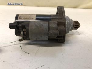 Gebruikte Startmotor Mercedes A (W176) 1.6 A-180 16V Prijs € 20,00 Margeregeling aangeboden door Autobedrijf Brooks