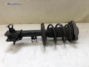 Gebruikte Mac Phersonpoot rechts-voor Mercedes A (W176) 1.6 A-180 16V Prijs € 125,00 Margeregeling aangeboden door Autobedrijf Brooks