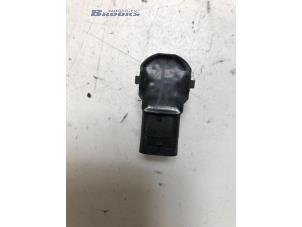 Gebruikte PDC Sensor Landrover Range Rover Evoque (LVJ/LVS) 2.2 TD4 16V 5-drs. Prijs € 20,00 Margeregeling aangeboden door Autobedrijf Brooks