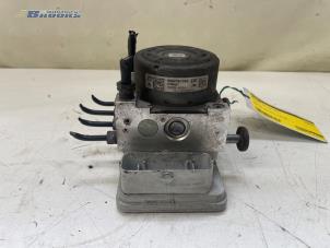 Gebruikte ABS Pomp Peugeot 208 I (CA/CC/CK/CL) 1.4 HDi Prijs € 100,00 Margeregeling aangeboden door Autobedrijf Brooks