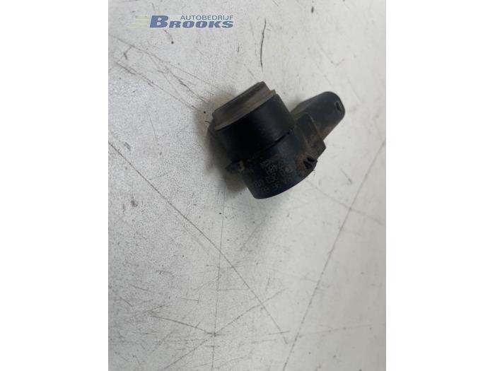 PDC Sensor van een Peugeot 208 I (CA/CC/CK/CL) 1.4 HDi 2013