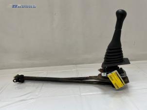 Gebruikte Versnellingspook Suzuki Alto (SH410) 1.0 16V Prijs € 30,00 Margeregeling aangeboden door Autobedrijf Brooks