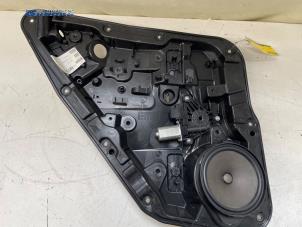 Gebruikte Ruitmechaniek 4Deurs links-achter Mercedes A (W176) 1.6 A-180 16V Prijs € 35,00 Margeregeling aangeboden door Autobedrijf Brooks