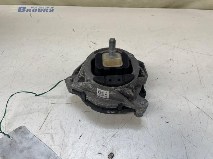 Gebruikte Motorrubber BMW 1 serie (F20) 114i 1.6 16V Prijs € 20,00 Margeregeling aangeboden door Autobedrijf Brooks