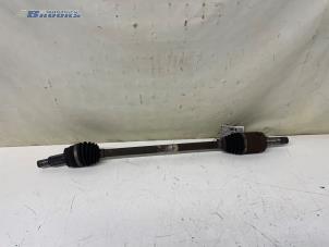 Gebruikte Aandrijfas rechts-achter Landrover Range Rover Evoque (LVJ/LVS) 2.2 TD4 16V 5-drs. Prijs € 50,00 Margeregeling aangeboden door Autobedrijf Brooks