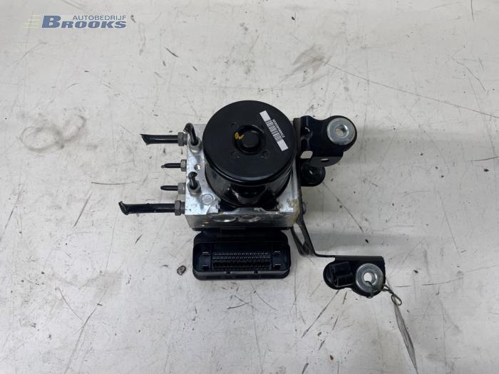 Gebruikte ABS Pomp Landrover Range Rover Evoque (LVJ/LVS) 2.2 TD4 16V 5-drs. Prijs € 150,00 Margeregeling aangeboden door Autobedrijf Brooks