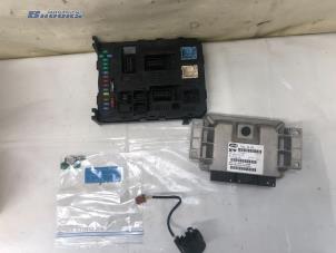 Gebruikte Computer Motormanagement Peugeot 307 CC (3B) 2.0 16V Prijs € 200,00 Margeregeling aangeboden door Autobedrijf Brooks