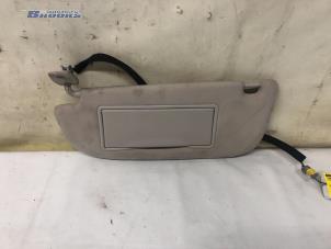 Gebruikte Zonneklep Peugeot 307 CC (3B) 2.0 16V Prijs € 25,00 Margeregeling aangeboden door Autobedrijf Brooks