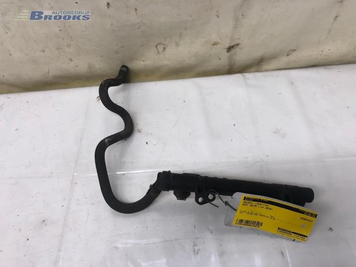 Gebruikte Injector brug Seat Ibiza IV (6J5) 1.0 12V Prijs € 15,00 Margeregeling aangeboden door Autobedrijf Brooks