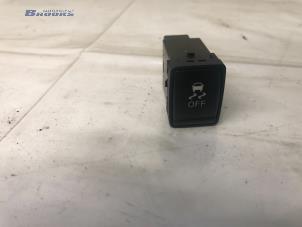 Gebruikte ASR schakelaar Nissan Juke (F15) 1.6 16V Prijs € 35,00 Margeregeling aangeboden door Autobedrijf Brooks