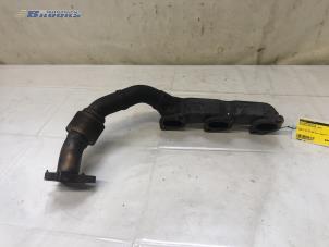 Gebruikte Uitlaatspruitstuk Mercedes Sprinter 5t (907.6) 519 CDI 3.0 V6 24V RWD Prijs € 75,00 Margeregeling aangeboden door Autobedrijf Brooks