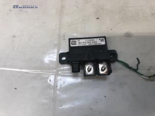 Gebruikte Accu sensor Mercedes A (W176) 1.6 A-180 16V Prijs € 25,00 Margeregeling aangeboden door Autobedrijf Brooks