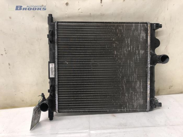 Gebruikte Radiateur Volkswagen Up! (121) 1.0 12V 60 Prijs € 50,00 Margeregeling aangeboden door Autobedrijf Brooks