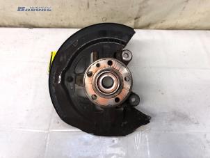 Gebruikte Asschenkel rechts-voor Volvo XC60 I (DZ) 2.4 D5 20V AWD Geartronic Prijs € 60,00 Margeregeling aangeboden door Autobedrijf Brooks