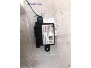 Gebruikte Module PDC Opel Adam 1.4 16V Prijs € 30,00 Margeregeling aangeboden door Autobedrijf Brooks