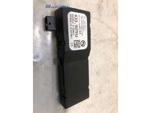 Gebruikte Keyless vehicle module Opel Adam 1.4 16V Prijs € 40,00 Margeregeling aangeboden door Autobedrijf Brooks