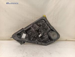 Gebruikte Ruitmechaniek 4Deurs links-achter Mercedes B (W246) 1.5 B-180 CDI,d 16V Prijs € 75,00 Margeregeling aangeboden door Autobedrijf Brooks