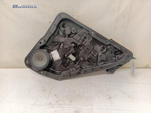 Gebruikte Ruitmechaniek 4Deurs rechts-achter Mercedes B (W246) 1.5 B-180 CDI,d 16V Prijs € 75,00 Margeregeling aangeboden door Autobedrijf Brooks