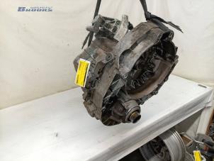 Gebruikte Versnellingsbak Volkswagen Transporter T5 2.5 TDi 4Motion Prijs € 800,00 Margeregeling aangeboden door Autobedrijf Brooks