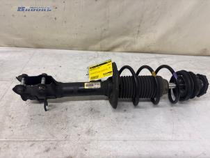 Gebruikte Mac Phersonpoot links-voor Suzuki Swift (ZC/ZD) 1.2 Dual Jet 16V Prijs € 120,00 Margeregeling aangeboden door Autobedrijf Brooks