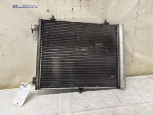 Gebruikte Airco Condensor Peugeot 208 I (CA/CC/CK/CL) 1.2 Vti 12V PureTech 82 Prijs € 25,00 Margeregeling aangeboden door Autobedrijf Brooks